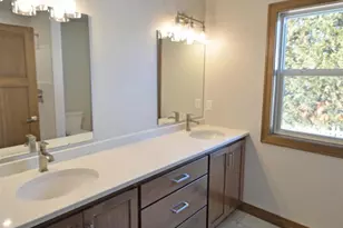 470 S Huron Rd, Green Bay, WI 54311 - Photo 14