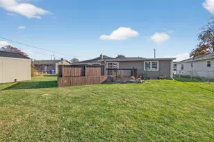 2112 S Oneida St, Green Bay, WI 54304 - Photo 24