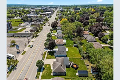 2112 S Oneida Street, Green Bay, WI 54304 - Photo 28