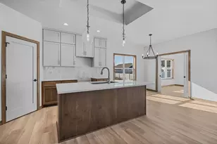 2518 Tipperary Trl, De Pere, WI 54115 - Photo 12