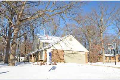 421 Polaris Court, Green Bay, WI 54302 - Photo 2