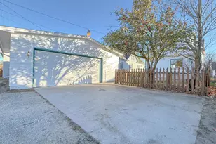 1512 16th Ave, Menominee, MI 49858 - Photo 2