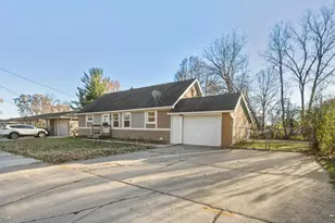 1243 Grant St, Green Bay, WI 54303 - Photo 2