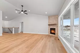 1412 Divinity Dr, De Pere, WI 54115 - Photo 10