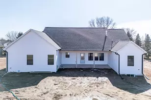 535 Pheasant Dr, New London, WI 54961 - Photo 34