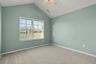 2210 E Tuscany Way, Appleton, WI 54913 - Photo 24