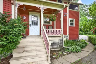 1145 Elmwood Ave, Oshkosh, WI 54901 - Photo 4