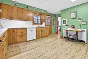 1145 Elmwood Ave, Oshkosh, WI 54901 - Photo 18