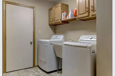 624 S Keller Park Drive, Appleton, WI 54914 - Photo 24