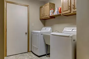 624 S Keller Park Dr, Appleton, WI 54914 - Photo 24