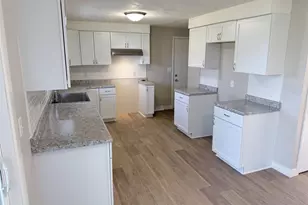 1517 Navarino St, Algoma, WI 54201 - Photo 10