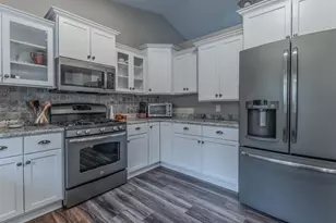 4164 Star Ct, Oshkosh, WI 54904 - Photo 8