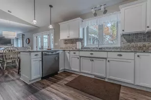 4164 Star Ct, Oshkosh, WI 54904 - Photo 10