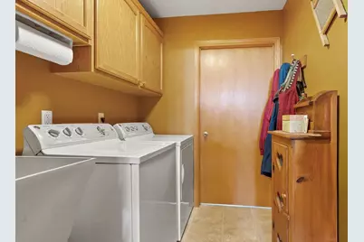 8144 South Chase Road, Pulaski, WI 54162 - Photo 16