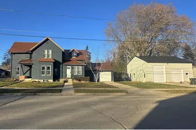 135 W Hickory Street, Seymour, WI 54165 - Photo 1