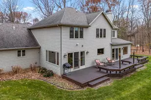 1789 Maidstone Cir, Green Bay, WI 54313 - Photo 4