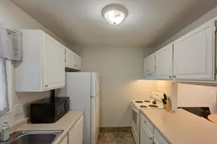 1757 Maricopa Dr, Oshkosh, WI 54904 - Photo 6