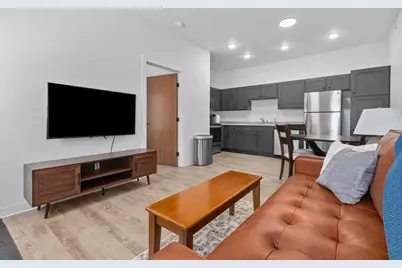 1360 American Drive #5, Neenah, WI 54956 - Photo 2