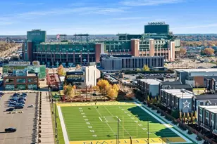 1108 Brookwood Dr, Green Bay, WI 54304 - Photo 2