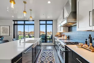 1108 Brookwood Dr, Green Bay, WI 54304 - Photo 8