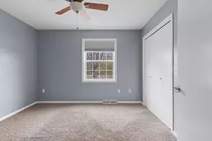 1410 Alcan Dr, Menasha, WI 54952 - Photo 18