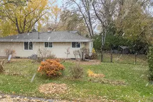 1126 S Park Ave, Neenah, WI 54956 - Photo 36
