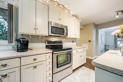 1126 S Park Avenue, Neenah, WI 54956 - Photo 8