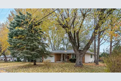 1126 S Park Avenue, Neenah, WI 54956 - Photo 1