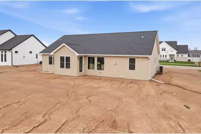 W5845 Roundstone Place, Menasha, WI 54952 - Photo 36