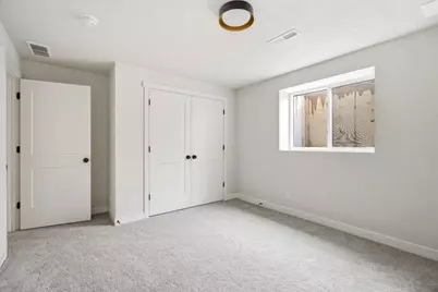 W5845 Roundstone Place, Menasha, WI 54952 - Photo 34