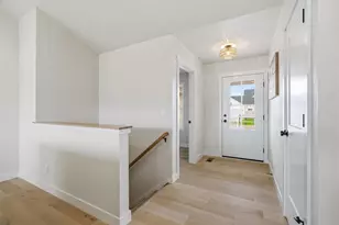 W5845 Roundstone Pl, Menasha, WI 54952 - Photo 28