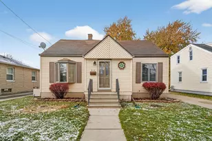 842 Martin St, Menasha, WI 54952 - Photo 1