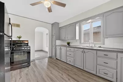 842 Martin Street, Menasha, WI 54952 - Photo 6