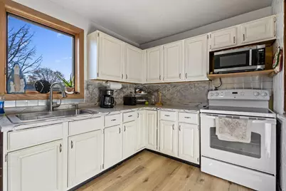 330 Mill Street, Manawa, WI 54949 - Photo 4