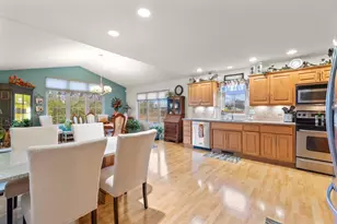 100 Schubert Ln, Fond du Lac, WI 54935 - Photo 8