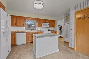 815 Sunset Ave, Algoma, WI 54201 - Photo 14