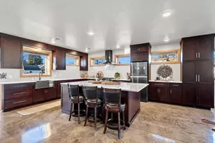 421 S St Augustine St, Pulaski, WI 54162 - Photo 8