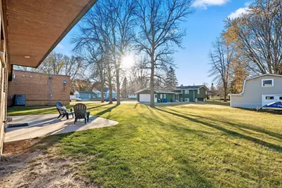 421 S St Augustine Street, Pulaski, WI 54162 - Photo 6