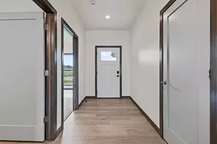 733 Tambour Ct, De Pere, WI 54115 - Photo 10