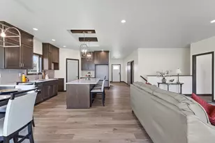 733 Tambour Ct, De Pere, WI 54115 - Photo 32