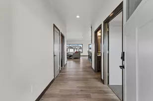 733 Tambour Ct, De Pere, WI 54115 - Photo 8