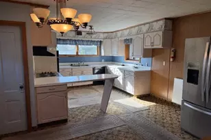 166 Hoyt St, Fond du Lac, WI 54935 - Photo 4