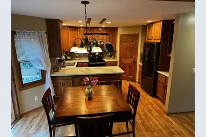 611 Marcks Court, Luxemburg, WI 54217 - Photo 6