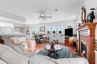 N1356 Lakeshore Road, Kewaunee, WI 54216 - Photo 10