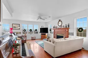 N1356 Lakeshore Rd, Kewaunee, WI 54216 - Photo 8