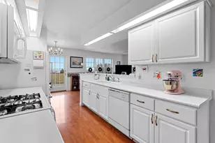 N1356 Lakeshore Rd, Kewaunee, WI 54216 - Photo 18