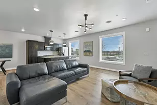 400 Donald Driver Way, Green Bay, WI 54303 - Photo 36