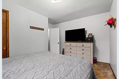 1520 W 9th Avenue, Oshkosh, WI 54902 - Photo 16