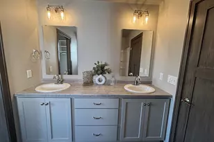 8347 St Norbert Dr, Neenah, WI 54956 - Photo 10