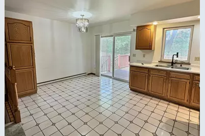 336 Wintergreen Drive, Omro, WI 54963 - Photo 4